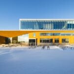 Taidelukio Lumit, palosuojattu ulkoverhouspaneeli