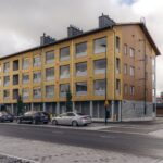 Kuusamon hirsikerrostalo